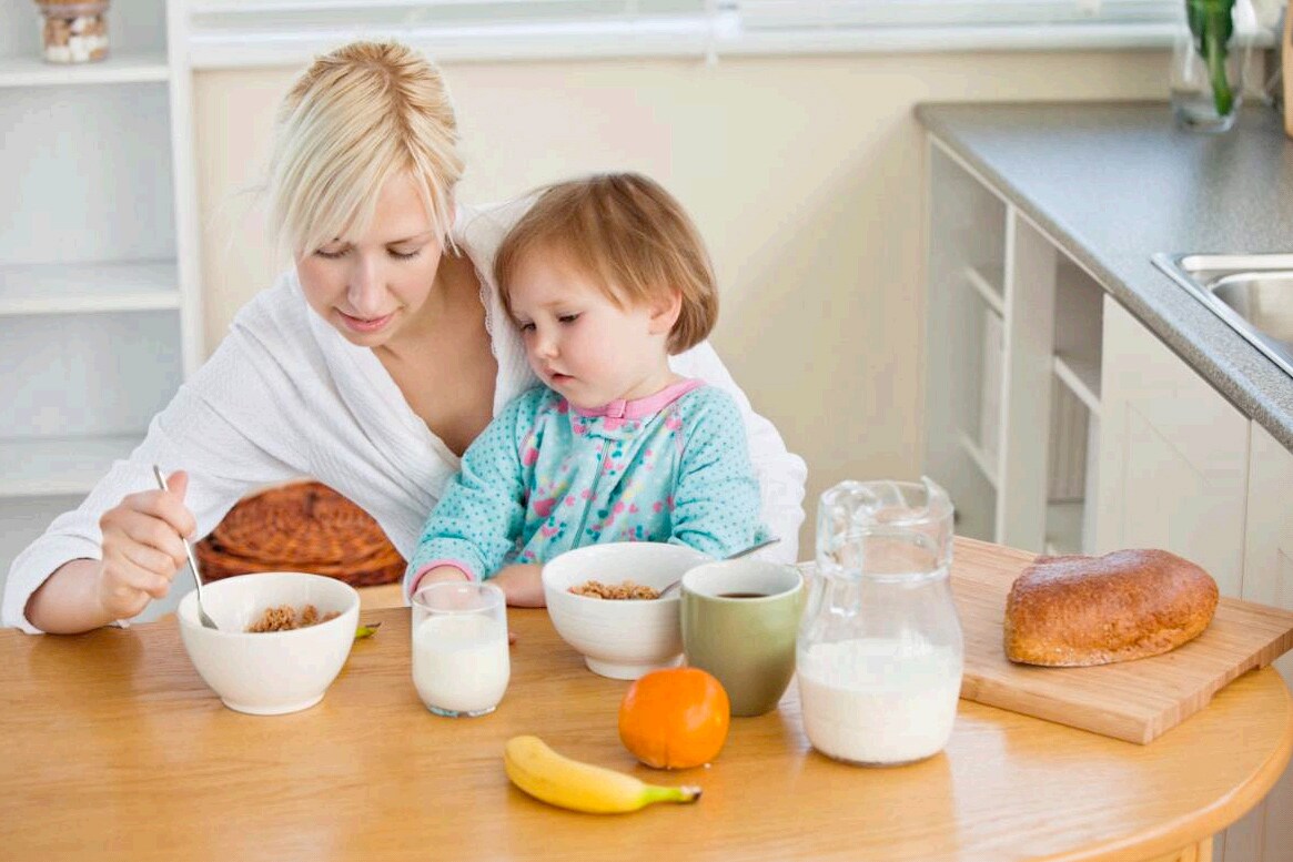 Uno de cada tres niños va al colegio sin desayunar y sólo un 8% realiza un desayuno completo.