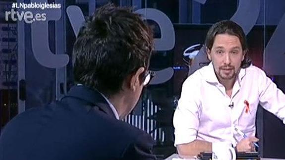 Pablo Iglesias y Sergio Martín, durante la polémica entrevista.