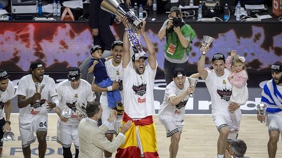 El Real Madrid conquistó su novena Copa de Europa. 