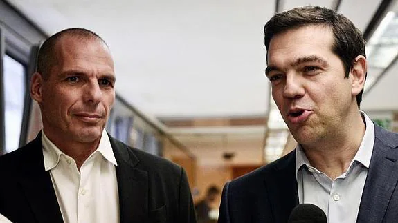 Varoufakis y Tsipras.