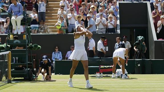 Muguruza celebra su victoria. 