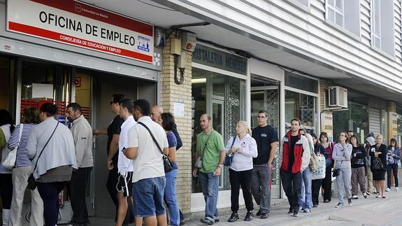 Oficina de empleo en Madrid. 