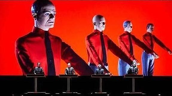 Kraftwerk durante una actuación Dusseldorf en 2013.