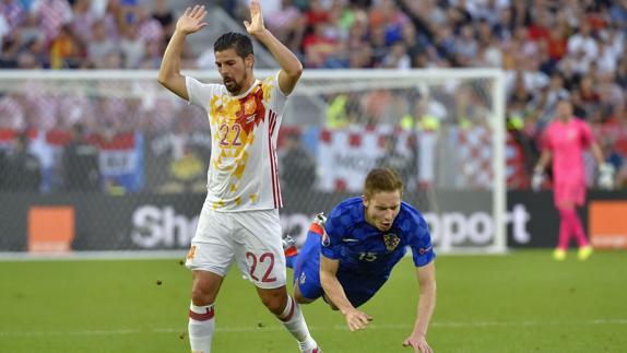 Nolito, durante un partido con la selección española. 