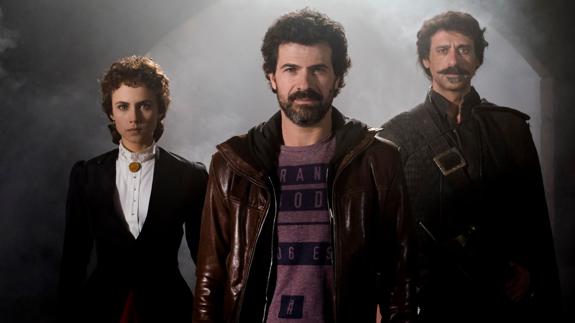 Los protagonistas de la serie 'El Ministerio del Tiempo'.