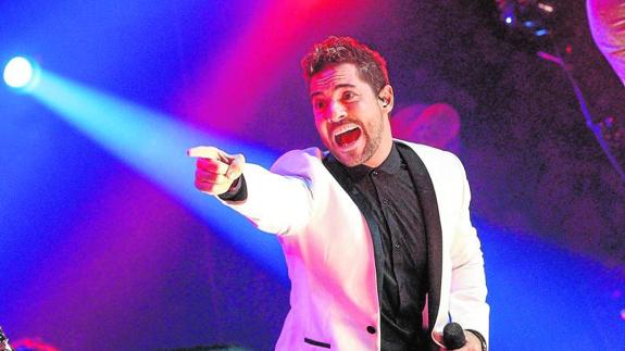 David Bisbal, en pleno concierto.