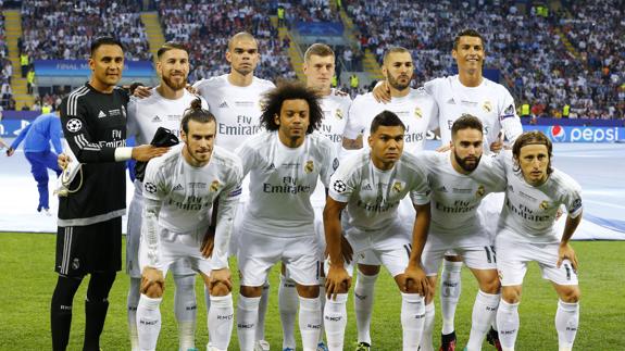 El once del Madrid en la final de Milán. 