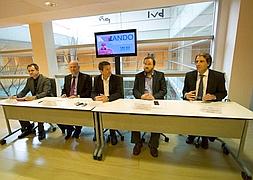 Presentación. Ander Sarratea, Carlos Ruiz, José Antonio Santano, Txomin Sagarzazu e Ignacio Scarpellini. ::                             F. DE LA HERA