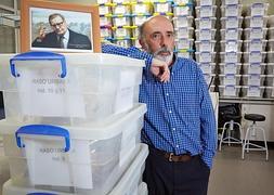 Paco Etxeberria, el lector de huesos