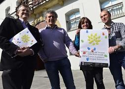 Bertsoa eta ahozkotasuna ate handitik sartu dira Udako Euskal Ikastaroetan