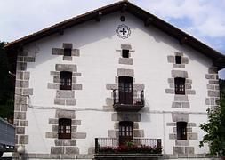 'Fernandoren txokoak' ezagutzeko ibilbidea Amezketan zehar