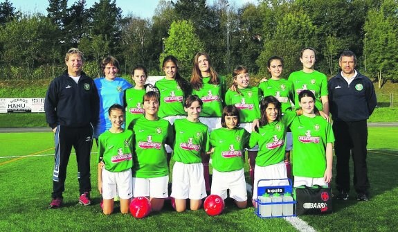 El equipo femenino de futbol de Lazkao, categoria liga vasca. 