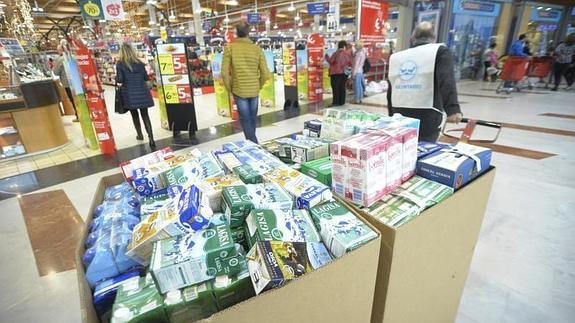 La 'Gran Recogida' de alimentos cierra con éxito dos días de donaciones