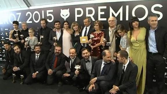 Foto de familia de los premiados