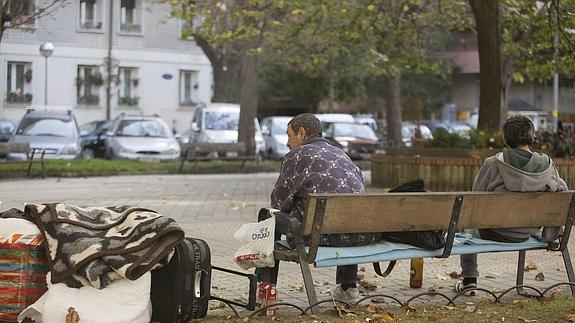 Dos personas sin hogar, en San Sebastián. 
