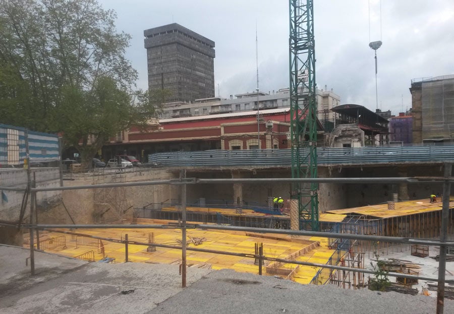 Interior de las obras de la estación de autobuses. 