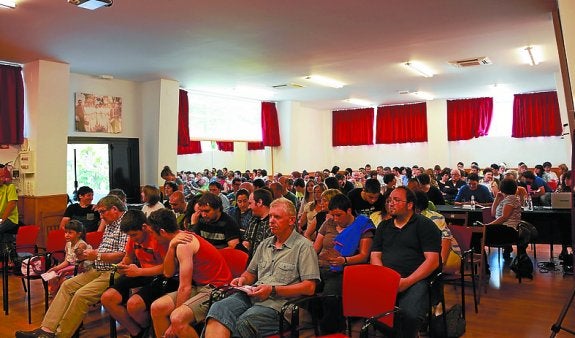 Gipuzkoa Bertsotan ekimeneko saioak Idiazabalen. 