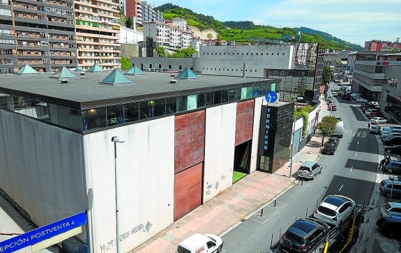 Mercadona agiliza los trámites para llevar a cabo el derribo del edificio Tekniker. 
