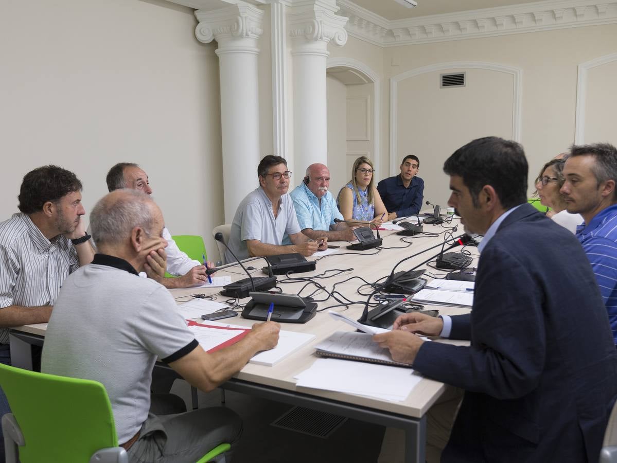 La reunión de esta mañana del alcalde con los grupos municipales.