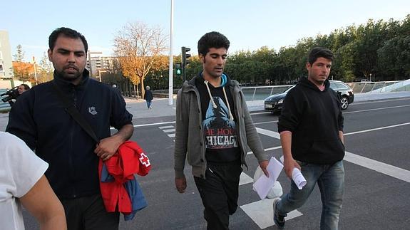 Dos de los tres refugiados kurdos en una foto del pasado 30 de septiembre.
