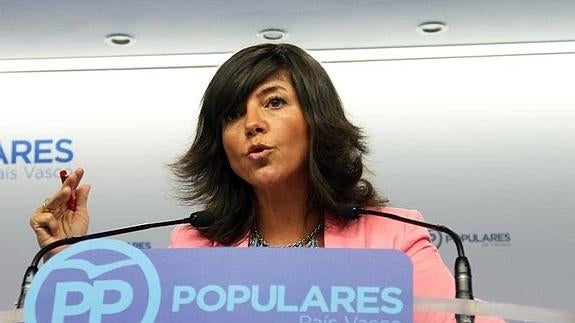 Nerea Llanos, en rueda de prensa en Bilbao