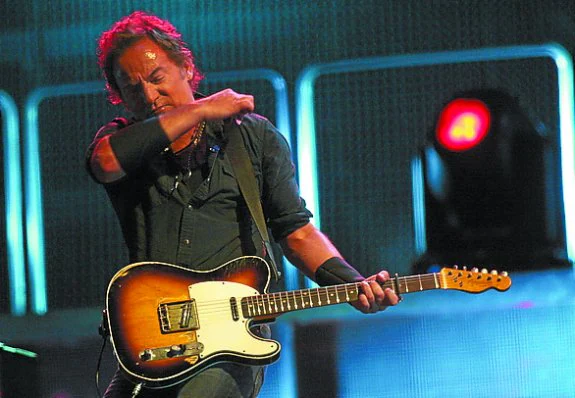 Vídeo: Springsteen en su último concierto en Donostia y donde se animó a saludar en euskera. 