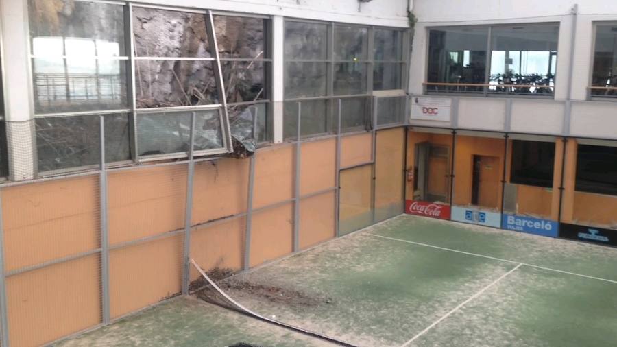Un desprendimiento causa daños en las instalaciones del Tenis