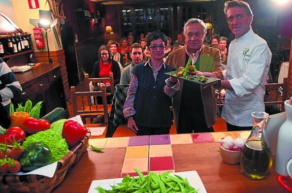 Portillo, Pesquera y Eizmendi, en la presentación.