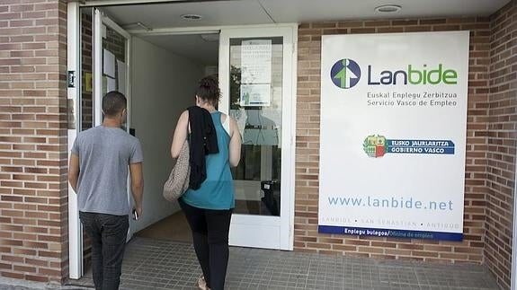 Gipuzkoa, a la cabeza de la caída del paro en febrero con 259 desempleados menos