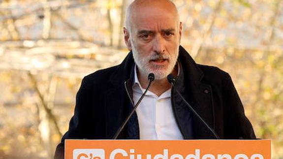 Nicolás de Miguel en un acto electoral.