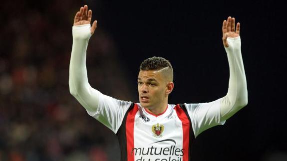 Ben Arfa se convierte en el primer refuerzo de Emery.