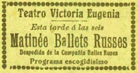 Portada de Diario Vasco de hace un siglo y varias entradas para el teatro. 