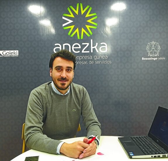 El emprendedor. Aitor Martínez en la sede de Anezka.

