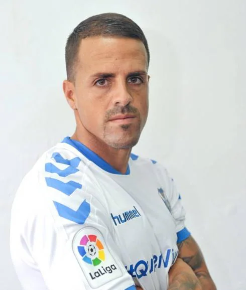 Víctor 'Vitolo' Añino, jugador del Tenerife.
