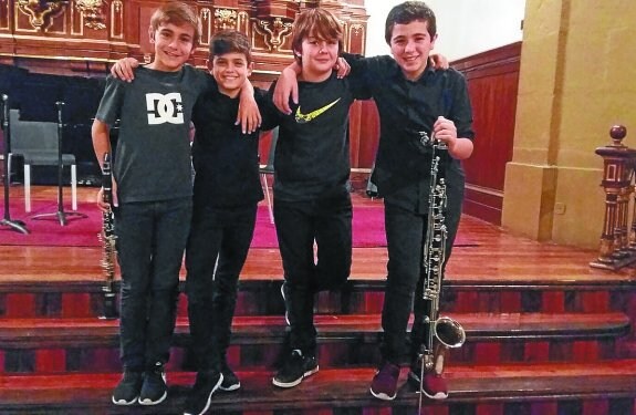 Premio. El cuarteto de clarinetistas de la Musika Eskola, ganadores del concurso de Zumaia.