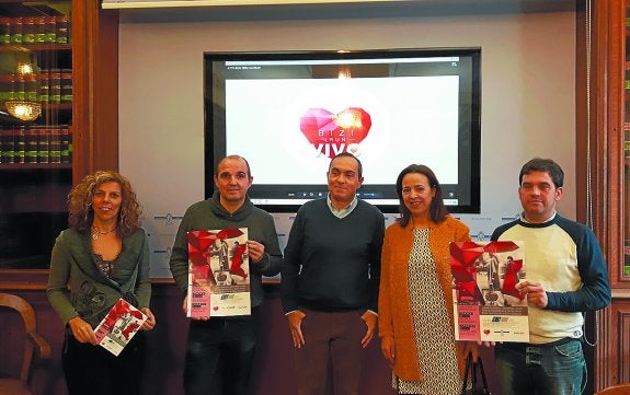 Montse Coca, José Javier Fernández, Miguel Ángel Páez, María Jesús Valdés y José Mari Lapitz.