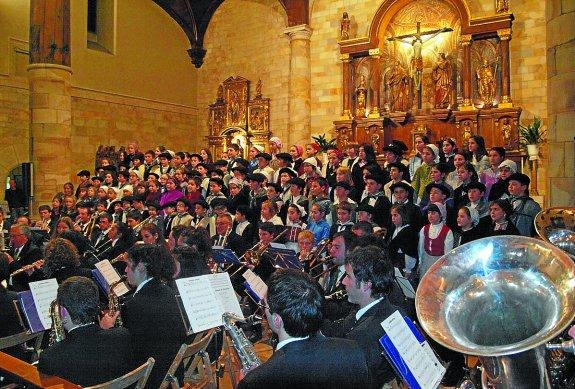 Concierto navideño. Aspecto que tuvo el año pasado en la iglesia de San Martin de Tours. 