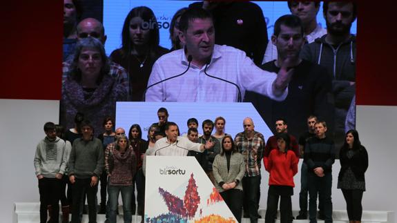 Arnaldo Otegi durante el congreso de Sortu celebrado el sábado en Bilbao. 