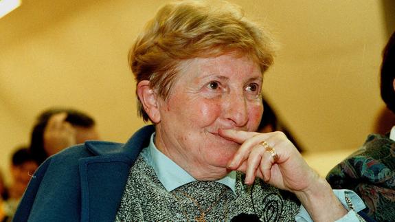 Marijane Minaberry 1998ko urrian, Euskal Idazleen Elkarteak ohorezko lehendakari izendatu zuen egunean.