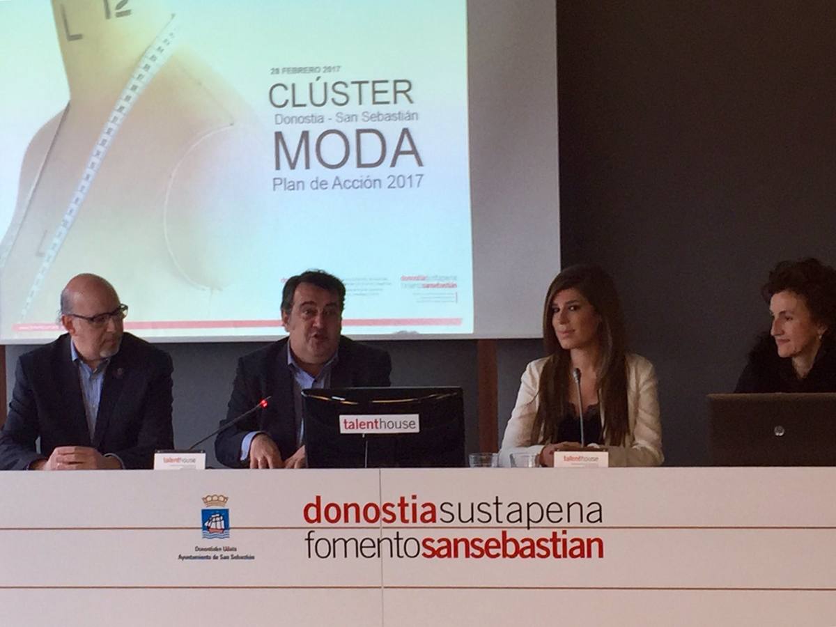 Los responsables del Cluster de la Moda de Donostia, en la presentación.