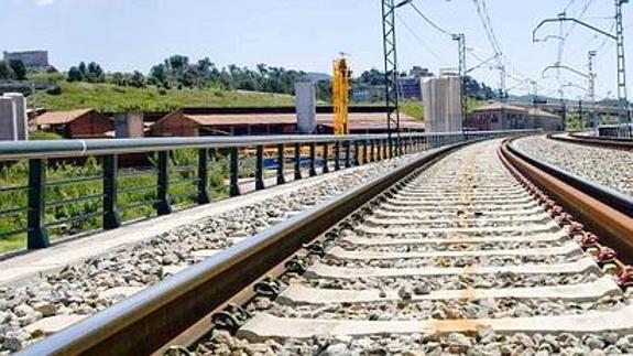 Renfe altera durante 15 meses el servicio entre Lezo-Errenteria e Irun por las obras del tercer carril para el TAV