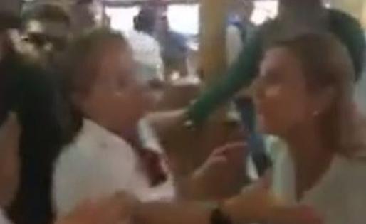 «Queremos volver a tierra, hay un bebé»