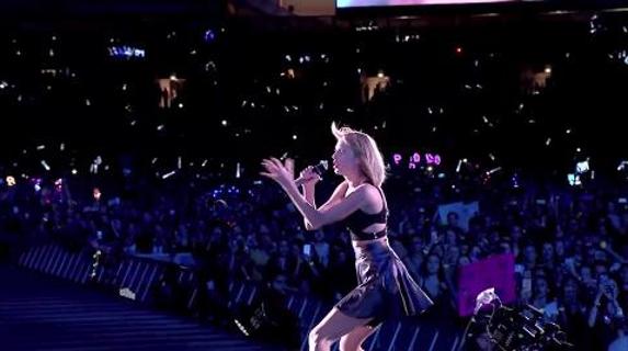 Taylor Swift sale de su retiro artístico