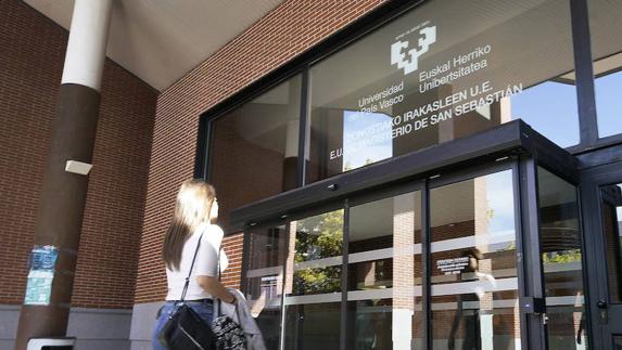 Facultad de Magisterio de la UPV. 