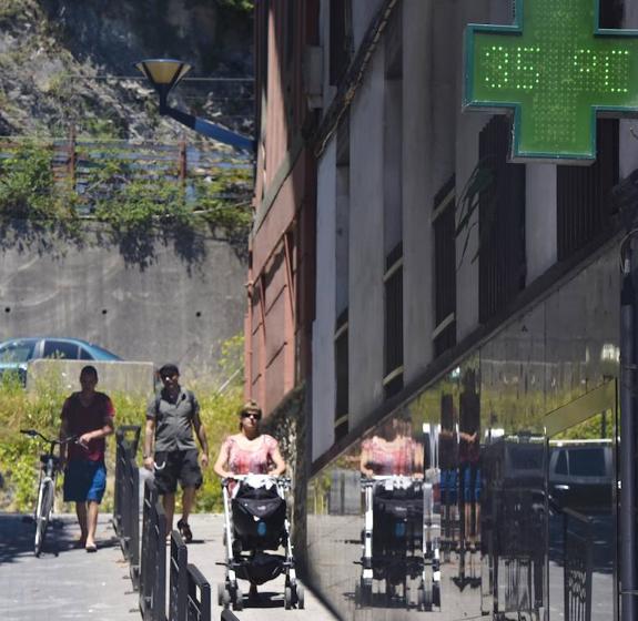 Imagen de Alegia a las dos de la tarde. Tres horas más tarde, el mercurio se disparó hasta superar los 40 grados.  