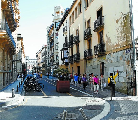 El supuesto agresor huyó pero fue localizado minutos después en la calle San Juan de Donostia.