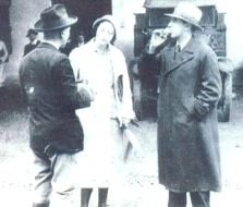 Toller, Kozintseva y Ehrenburg en Jerez en los años treinta.