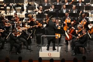 La orquesta de Lyon, anoche en el Kursaal. /LUSA