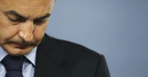 Zapatero en soledad
