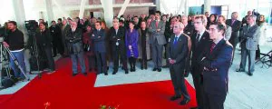 Respuesta. Representantes institucionales y de no pocas empresas acudieron a la inauguración de las flamantes nuevas oficinas de Zaisa. ::
FERNANDO DE LA HERA